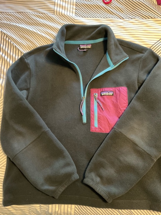 Patagonia Jackets & Blazers - Women’s Patagonia Microdini 1/2 Zip Fleece Pullover, Size M